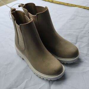 Soda Stylish Tan Ankle Boots